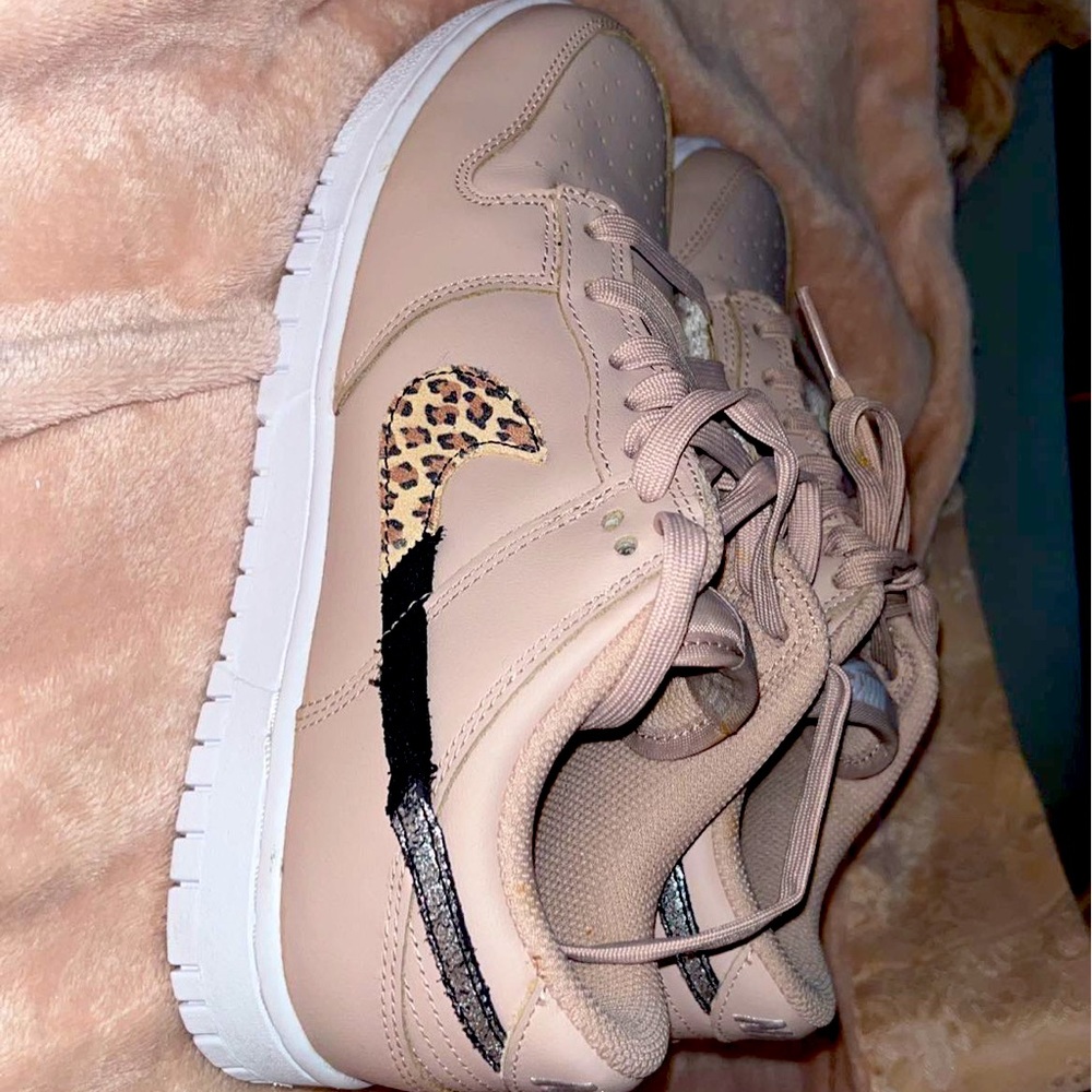 Womens Jordan 1’s